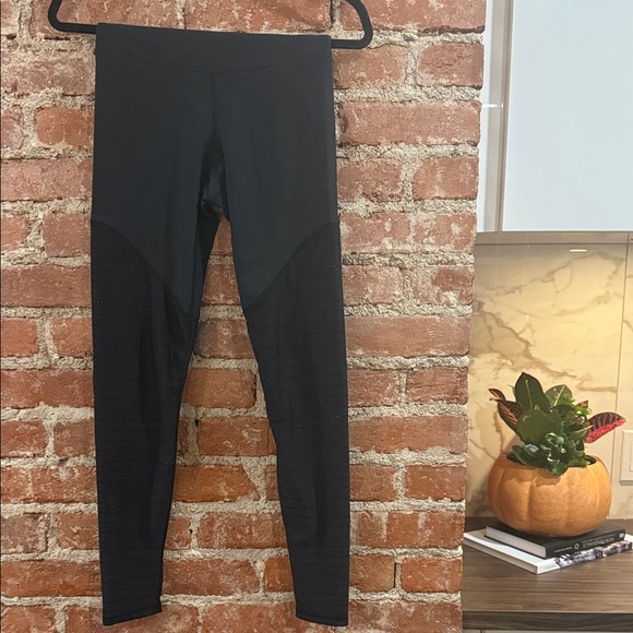 Oraki Pants - Oraki Mesh Black Leggings